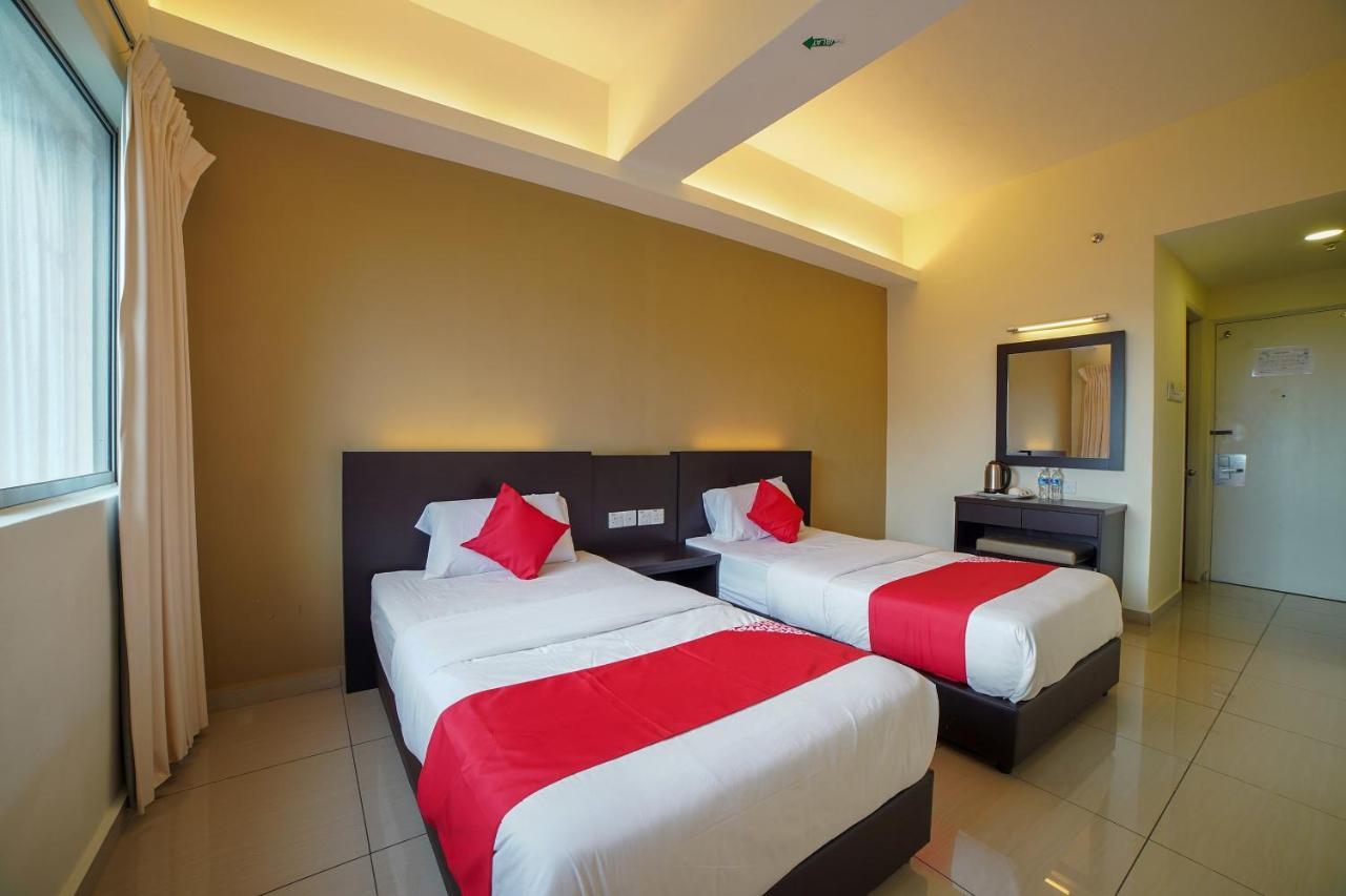 OYO 89531 Villa Hotel Segamat Esterno foto