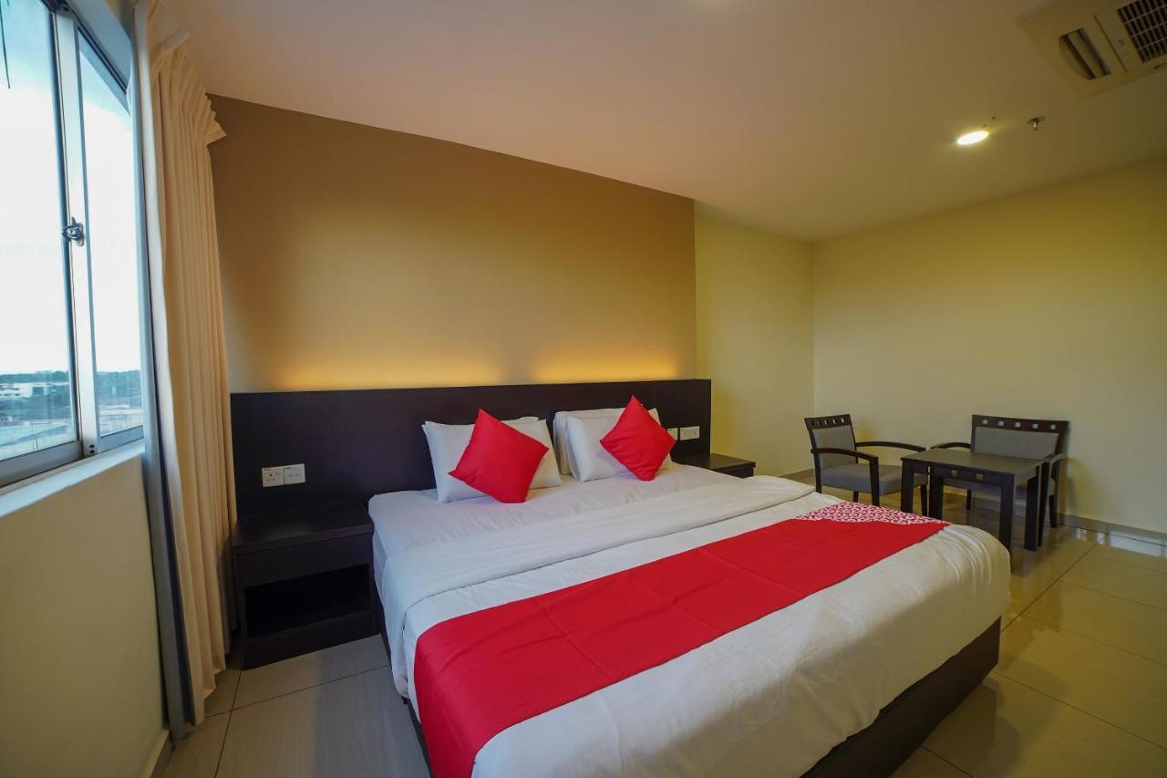OYO 89531 Villa Hotel Segamat Esterno foto