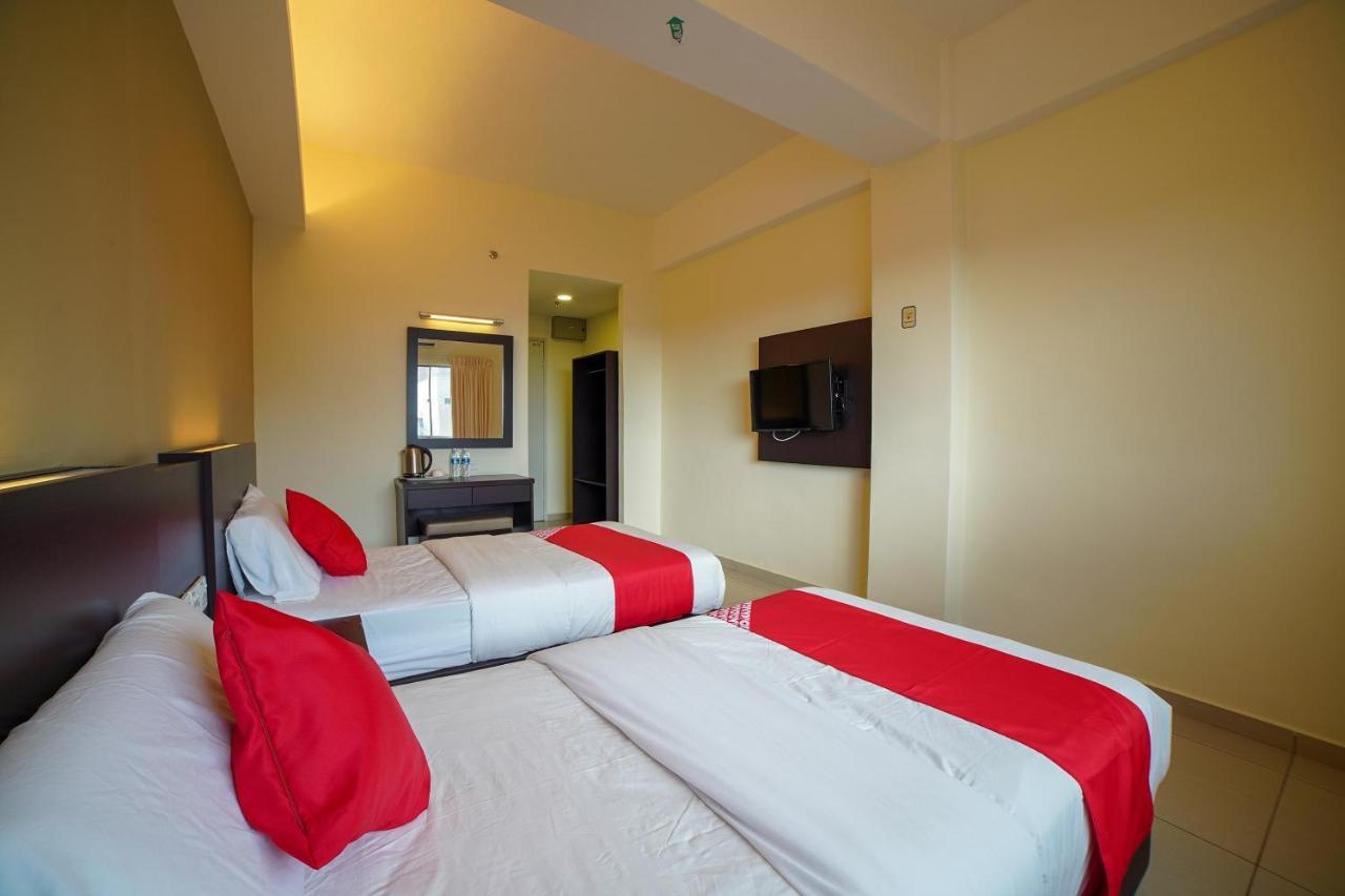 OYO 89531 Villa Hotel Segamat Esterno foto