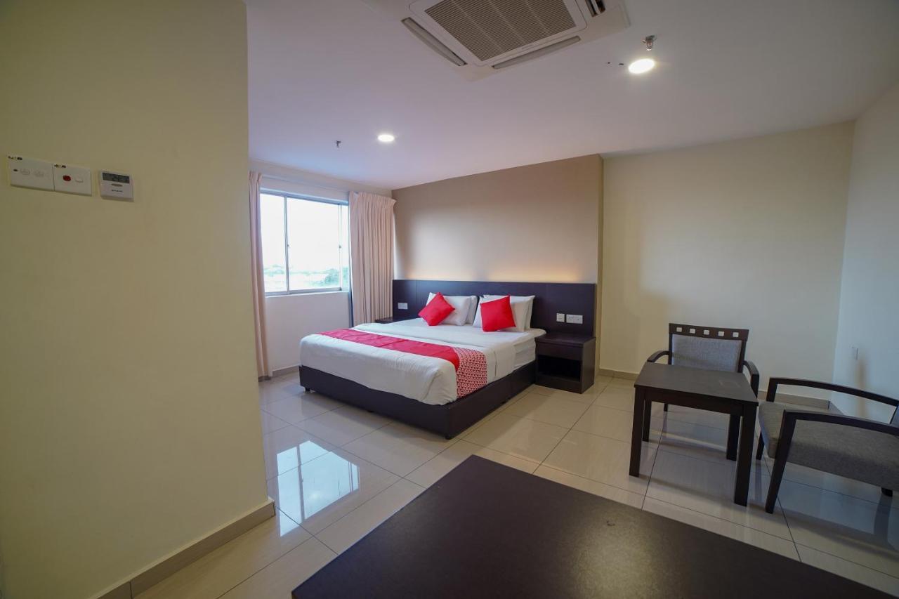 OYO 89531 Villa Hotel Segamat Esterno foto