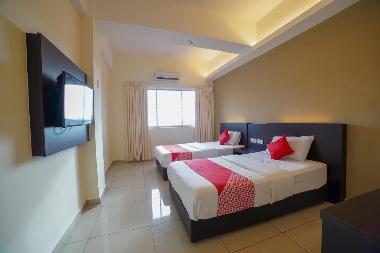 OYO 89531 Villa Hotel Segamat Esterno foto