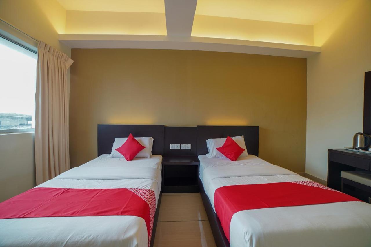 OYO 89531 Villa Hotel Segamat Esterno foto